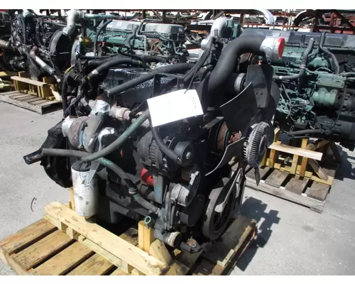 INTERNATIONAL DT466E EPA 96 ENGINE ASSEMBLY