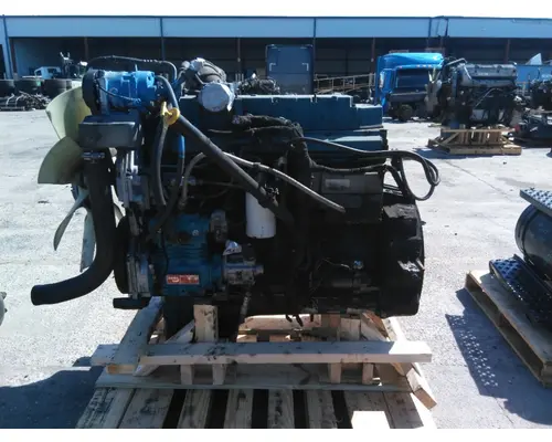 INTERNATIONAL DT466E EPA 96 ENGINE ASSEMBLY