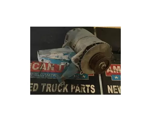 INTERNATIONAL DT466E Alternator