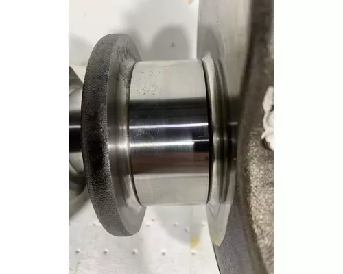 INTERNATIONAL DT466E Crankshaft