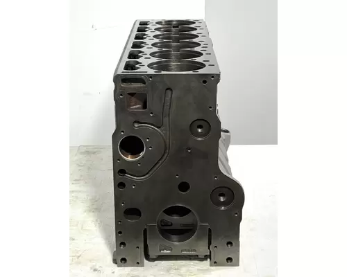 INTERNATIONAL DT466E Cylinder Block