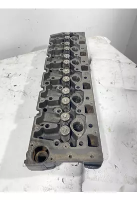 INTERNATIONAL DT466E Cylinder Head