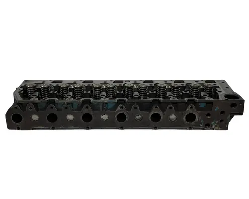 INTERNATIONAL DT466E Cylinder Head