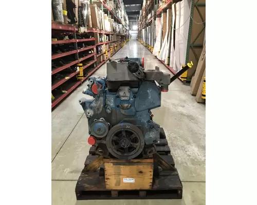 INTERNATIONAL DT466E Engine Assembly