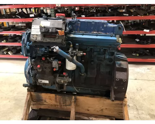 INTERNATIONAL DT466E Engine Assembly