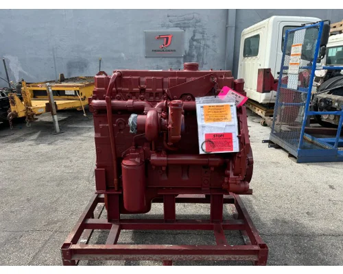 INTERNATIONAL DT466E Engine Assembly