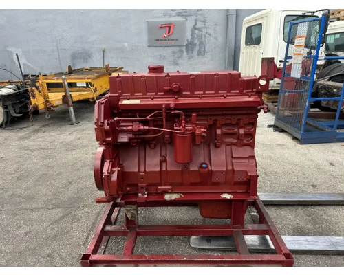 INTERNATIONAL DT466E Engine Assembly