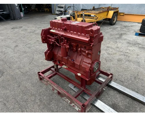 INTERNATIONAL DT466E Engine Assembly