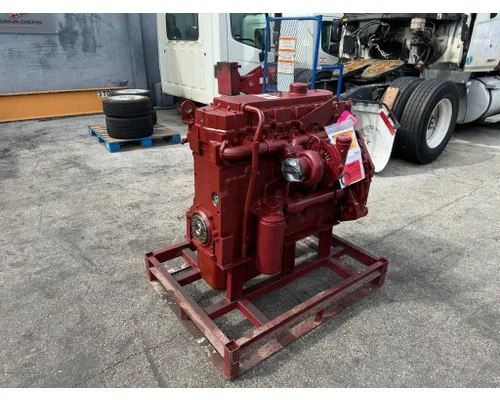 INTERNATIONAL DT466E Engine Assembly
