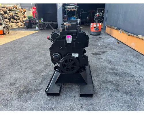 INTERNATIONAL DT466E Engine Assembly