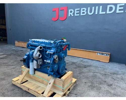 INTERNATIONAL DT466E Engine Assembly