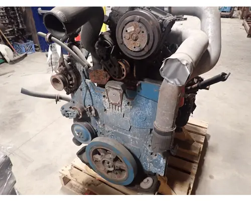 INTERNATIONAL DT466E Engine Assembly