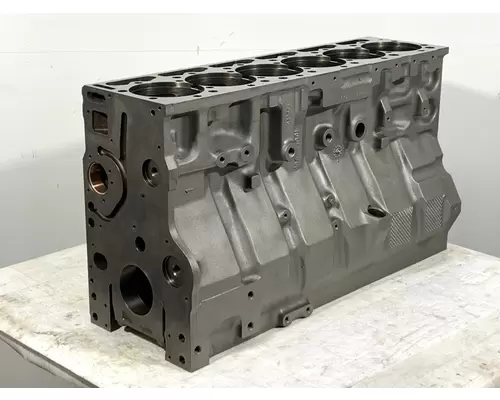 INTERNATIONAL DT466E Engine Block