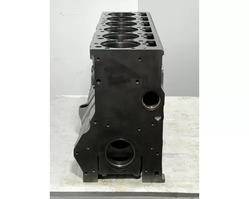 INTERNATIONAL DT466E Engine Block