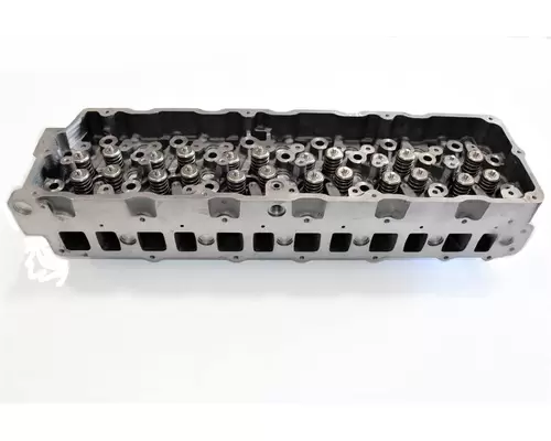 INTERNATIONAL DT466E Engine Cylinder Head