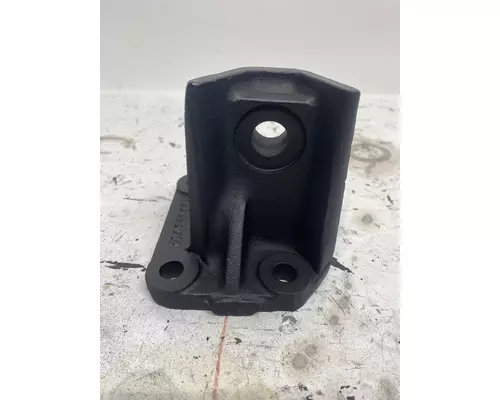 INTERNATIONAL DT466E Engine Mounts