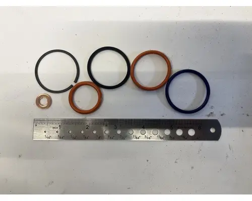 INTERNATIONAL DT466E Engine Parts, Misc.