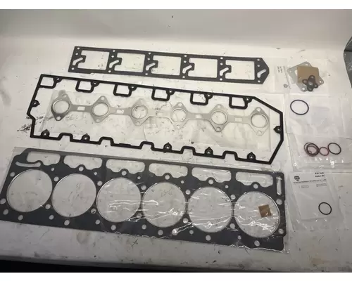 INTERNATIONAL DT466E Engine Parts, Misc.