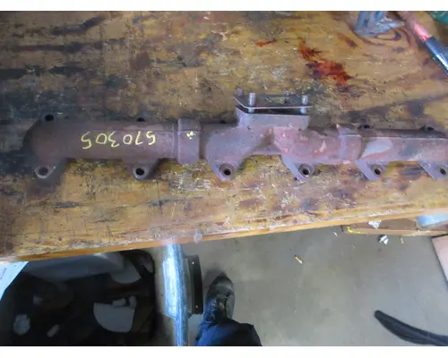 INTERNATIONAL DT466E Exhaust Manifold