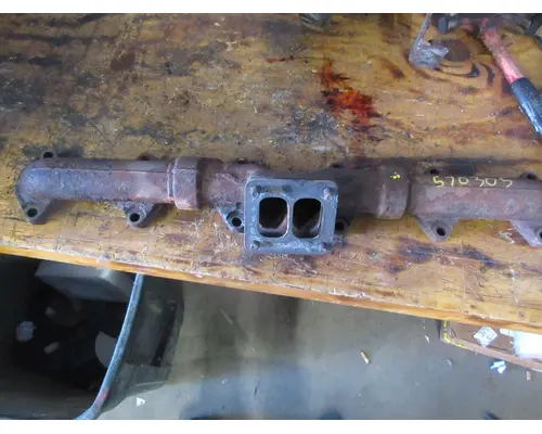 INTERNATIONAL DT466E Exhaust Manifold
