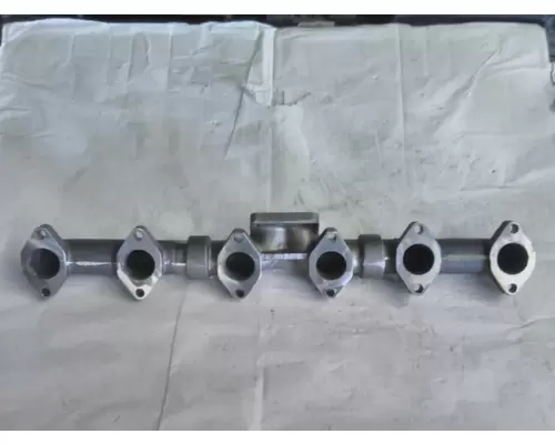 INTERNATIONAL DT466E Exhaust Manifold