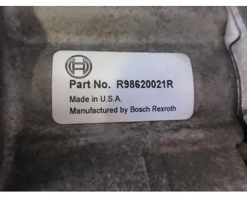 INTERNATIONAL DT466E Oil Pump