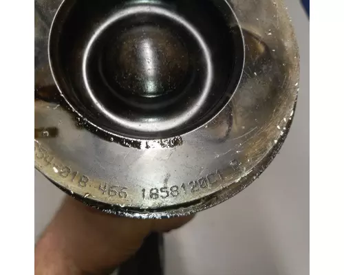 INTERNATIONAL DT466E Piston