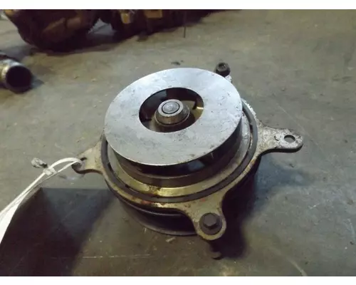 INTERNATIONAL DT466E Water Pump