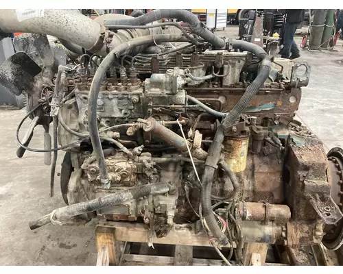 INTERNATIONAL DT466M Engine Assembly