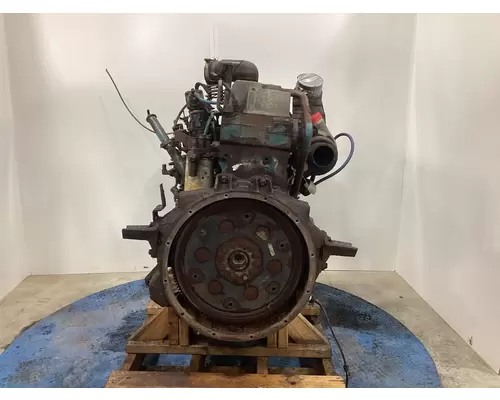 INTERNATIONAL DT466M Engine Assembly