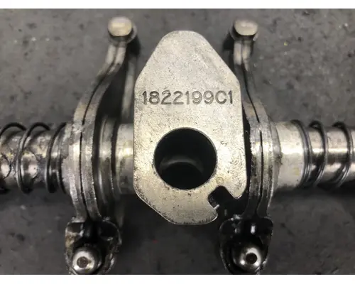 INTERNATIONAL DT466M Engine Rocker