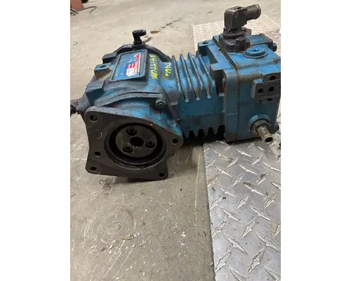 INTERNATIONAL DT466 Air Compressor