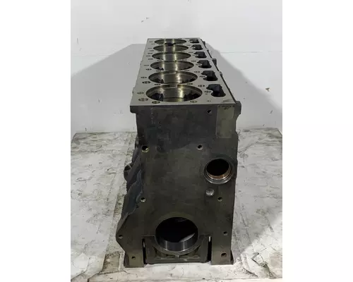 INTERNATIONAL DT466 Cylinder Block