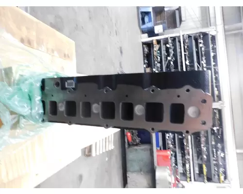 INTERNATIONAL DT466 Cylinder Head