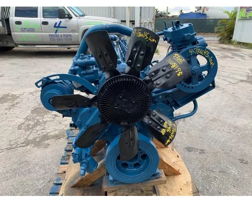 INTERNATIONAL DT466 Engine Assembly