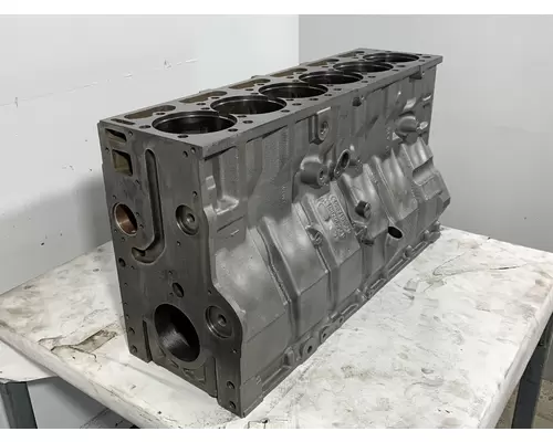 INTERNATIONAL DT466 Engine Block