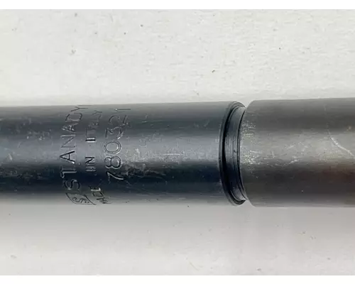 INTERNATIONAL DT466 Fuel Injector