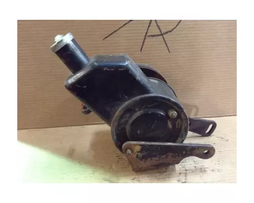 INTERNATIONAL DT466 Power Steering Pump