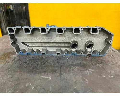 INTERNATIONAL DT466 Valve Cover