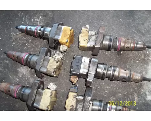 INTERNATIONAL DT530E (ELECTRONIC) FUEL INJECTOR