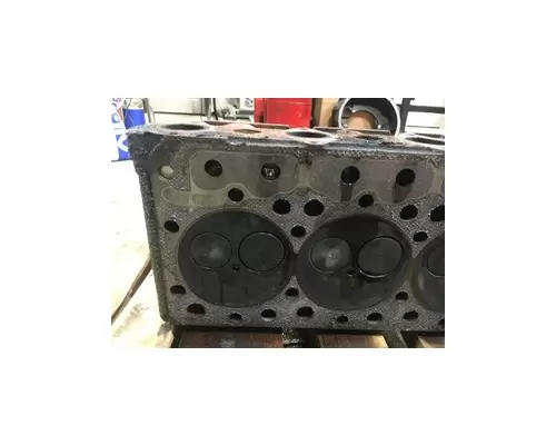 INTERNATIONAL DT530E Cylinder Head