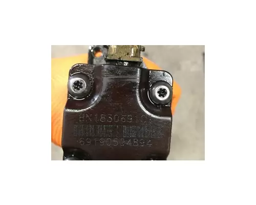 INTERNATIONAL DT530E Fuel Injection Parts