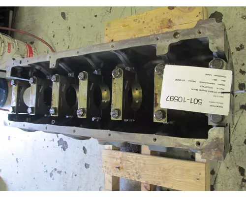 INTERNATIONAL DTA466 Cylinder Block
