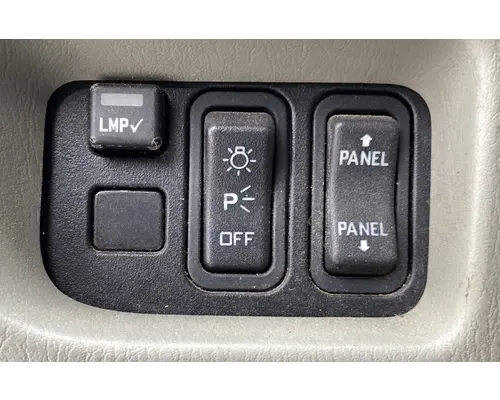 INTERNATIONAL DURASTAR (4300)  DashConsole Switch