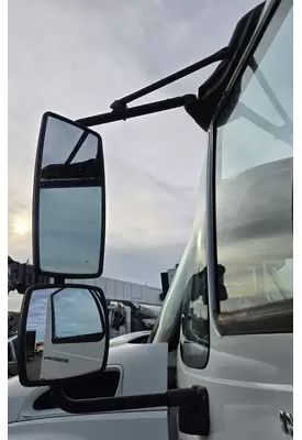 INTERNATIONAL DURASTAR (4300)  Side View Mirror