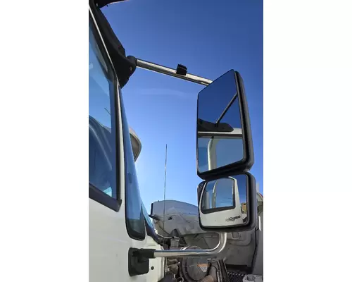 INTERNATIONAL DURASTAR (4400) Side View Mirror