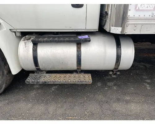 INTERNATIONAL DURASTAR 4300 Fuel Tank