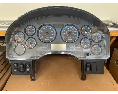 INTERNATIONAL DURASTAR 4400 Instrument Cluster