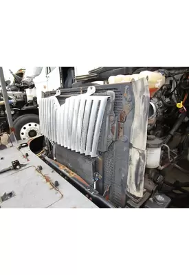 INTERNATIONAL DURASTAR 4400 Radiators