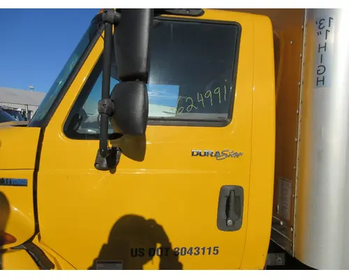 INTERNATIONAL DURASTAR Cab